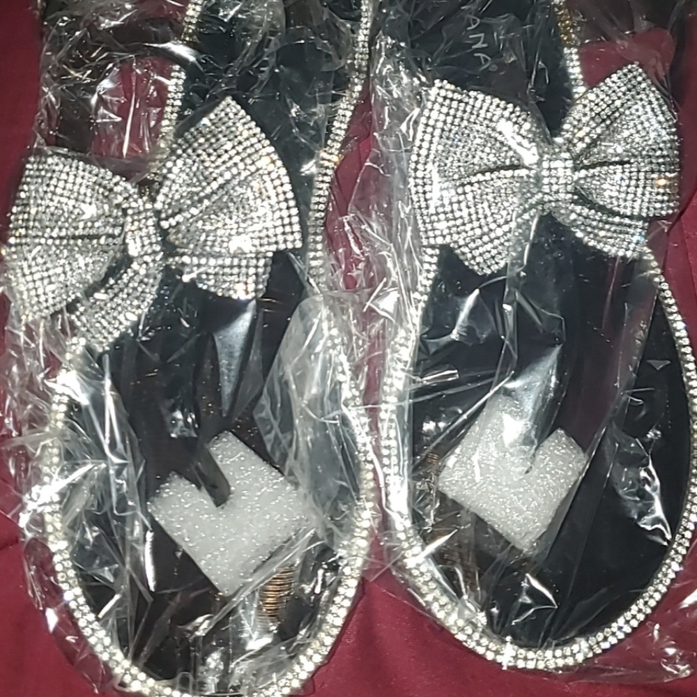 New rhinestone sandals